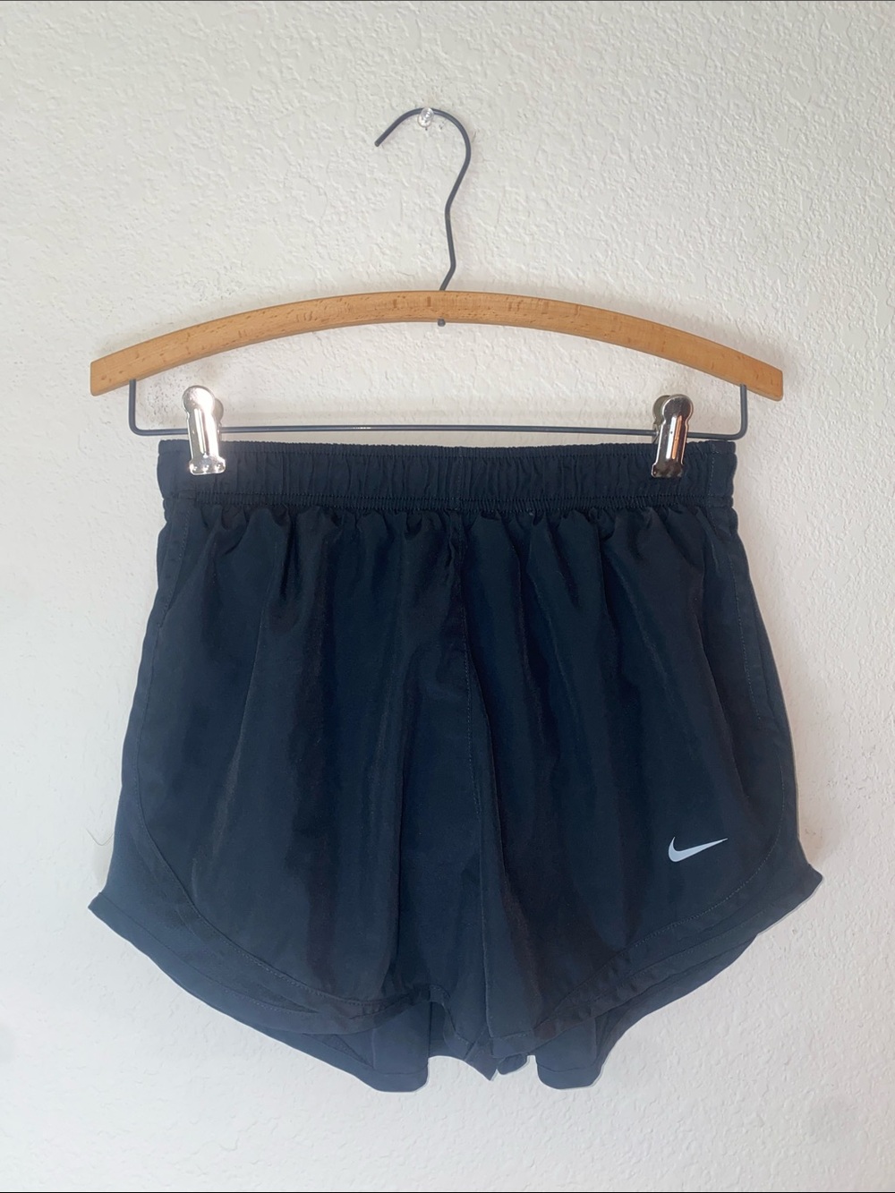 ✨Nike Women’s Dri-Fit black shorts!